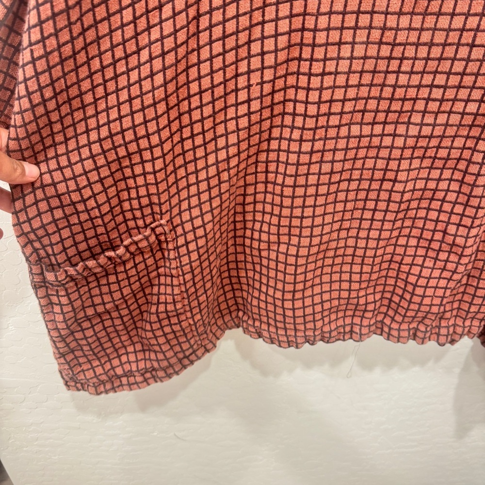 Cut Loose Terracotta and Black Checkered Popover Blouse - Picture 4 of 5
